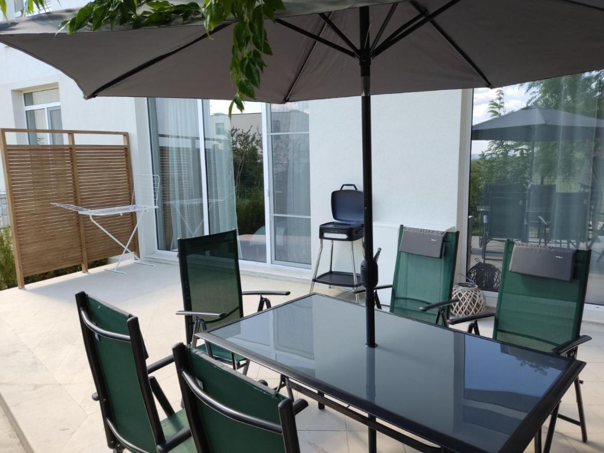 Las Brisas Garden Apartment Burgas City Exteriér fotografie